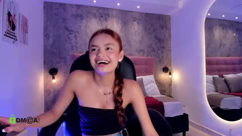 Snapshot of yoselin_lewis chatting on 02.21.26 Yoselin online show from 02.21.26