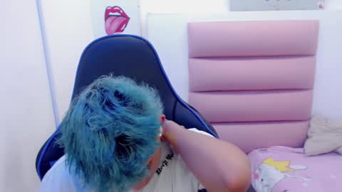 Snapshot of yosepp_ chatting on 01.16.25 YOSEP online show from 01.16.25