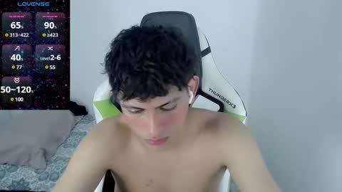 Snapshot of yosepp_ chatting on 03.07.25 YOSEP online show from 03.07.25