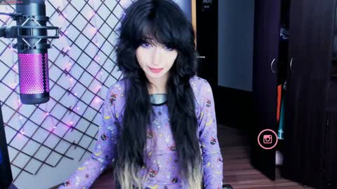 Snapshot of yoshino_san chatting on 01.08.25 you can call me Andy or yoshi 3 online show from 01.08.25