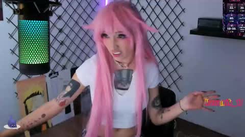 Snapshot of yoshino_san chatting on 10.31.25 you can call me Andy or yoshi 3 online show from 10.31.25