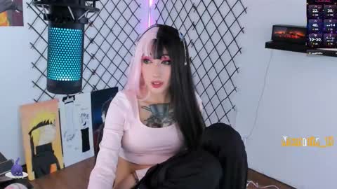 Snapshot of yoshino_san chatting on 12.04.25 you can call me Andy or yoshi 3 online show from 12.04.25