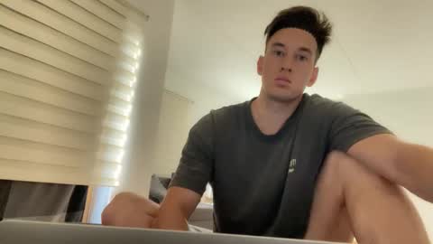 Snapshot of youcan__ chatting on 09.28.25 youcan__ online show from 09.28.25