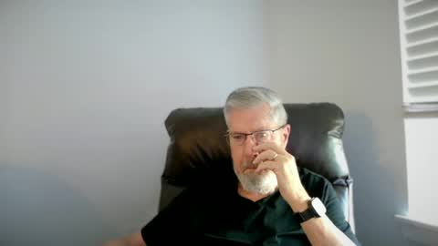 Snapshot of yougogirl_3 chatting on 07.22.26 Colorado Guy Straight online show from 07.22.26