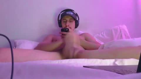 Snapshot of youknowwhoitis412 chatting on 03.29.26 Edging my Girthy Dick online show from 03.29.26