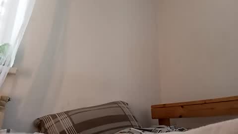 younh23wood online show from 06.17.26