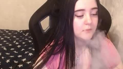 Snapshot of your_8a8y chatting on 12.04.24 your_8a8y online show from 12.04.24