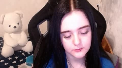 Snapshot of your_8a8y chatting on 12.17.24 your_8a8y online show from 12.17.24