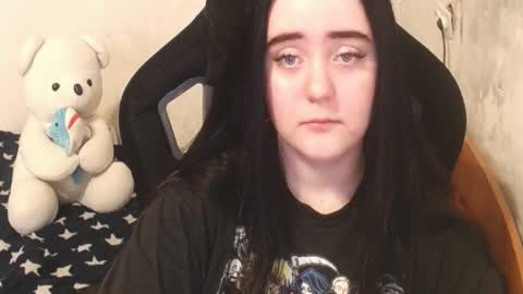 Snapshot of your_8a8y chatting on 01.13.25 your_8a8y online show from 01.13.25