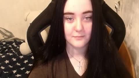 Snapshot of your_8a8y chatting on 01.15.25 your_8a8y online show from 01.15.25