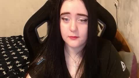 Snapshot of your_8a8y chatting on 01.20.25 your_8a8y online show from 01.20.25