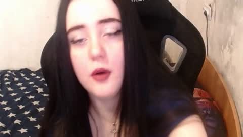 Snapshot of your_8a8y chatting on 01.21.25 your_8a8y online show from 01.21.25