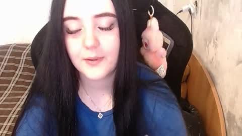 Snapshot of your_8a8y chatting on 09.09.25 your_8a8y online show from 09.09.25