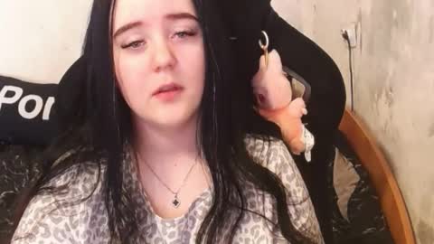 Snapshot of your_8a8y chatting on 10.08.25 your_8a8y online show from 10.08.25