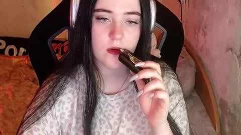 Snapshot of your_8a8y chatting on 11.30.25 your_8a8y online show from 11.30.25