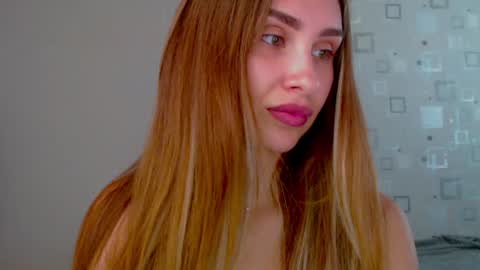 Snapshot of your_ameliaa chatting on 06.16.26 Amelia online show from 06.16.26