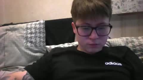 Snapshot of your_boyfriend123 chatting on 02.11.26 Max online show from 02.11.26