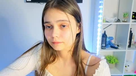 Julia Next stream  online show from 05.13.26
