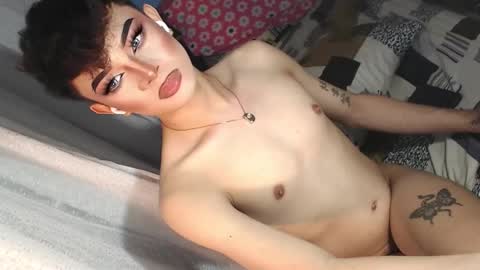 Snapshot of your_dimplecummer chatting on 02.15.25 CALL ME DIMPLE STAR xx online show from 02.15.25