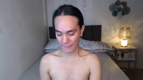 Snapshot of your_dirty_little_secret_ chatting on 03.12.25 Alexa online show from 03.12.25