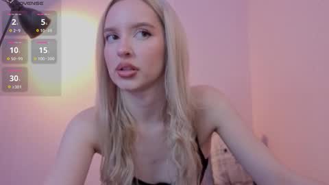 Snapshot of your_fucking_babby chatting on 10.21.25 Olivia online show from 10.21.25