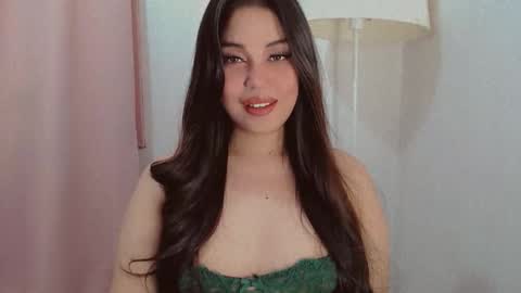 Snapshot of your_gwen22 chatting on 01.08.26 GWEN online show from 01.08.26