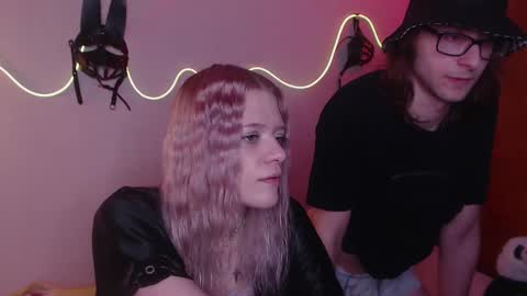 Snapshot of your_horny_friends chatting on 03.12.25 Your Horny Friends online show from 03.12.25