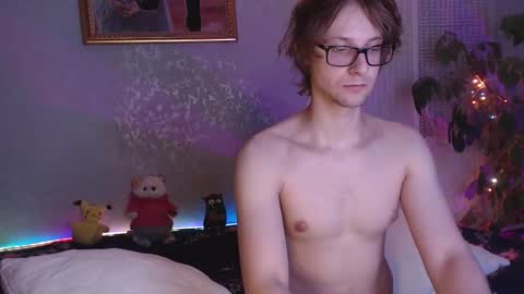 Snapshot of your_horny_friends chatting on 12.03.25 Your Horny Friends online show from 12.03.25