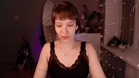 Snapshot of your_hot_ex chatting on 11.13.25 Alex and Kris long hair online show from 11.13.25