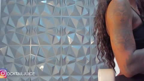 Snapshot of your_juice_ocktail chatting on 01.09.26 your_juice_ocktail online show from 01.09.26