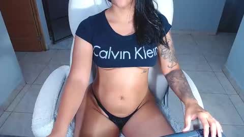 your_latin_girl online show from 09.19.25