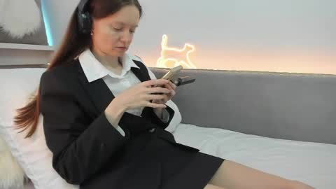 Your Librarian online show from 06.02.26