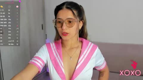 Snapshot of your_lilacute1 chatting on 09.18.25 Lila  online show from 09.18.25