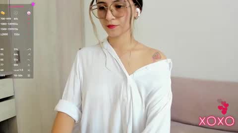 Snapshot of your_lilacute1 chatting on 09.28.25 Lila  online show from 09.28.25