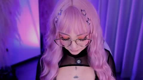 Cami independent model online show from 06.18.26