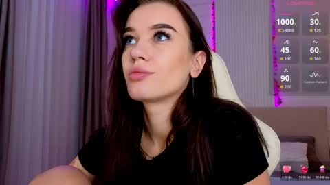 Jessica Loyd online show from 05.06.26
