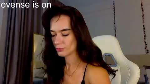 Jessica Loyd online show from 06.30.26