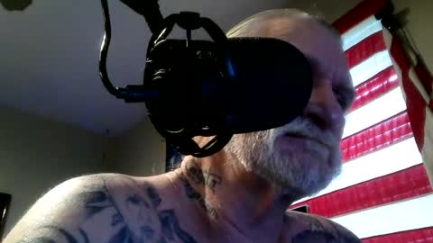 Snapshot of yourbeast247 chatting on 07.19.26 yourbeast247 online show from 07.19.26