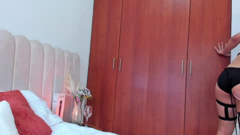 Snapshot of yourboynextdoor1 chatting on 01.02.25 YOURBOYNEXTDOOR online show from 01.02.25