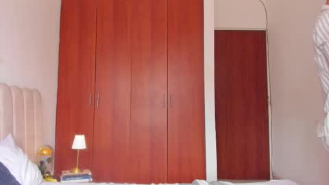 Snapshot of yourboynextdoor1 chatting on 09.24.25 YOURBOYNEXTDOOR online show from 09.24.25