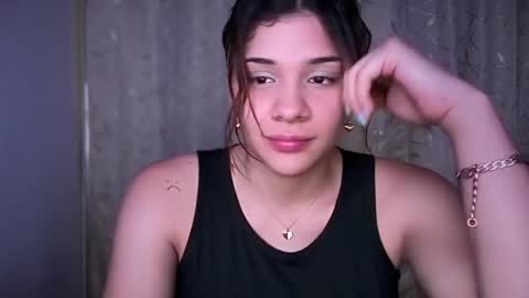 Snapshot of yourcutemolly__ chatting on 05.26.26 yourcutemolly__ online show from 05.26.26