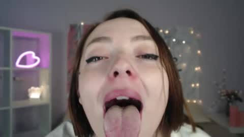 yourdreamcristal online show from 02.24.25