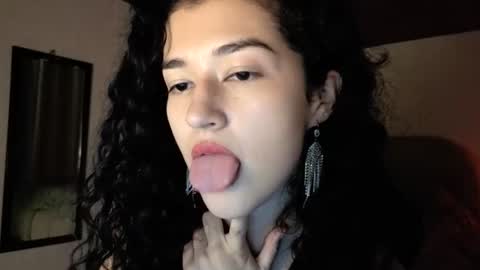 yourdreamgirl2025 online show from 07.01.26
