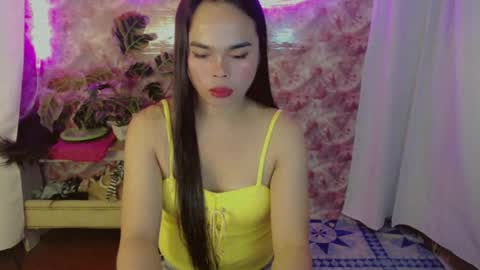 Snapshot of yourdreamgirljenelyn chatting on 06.24.26 Alice online show from 06.24.26