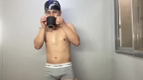 yourfantasyyy_ online show from 02.26.25