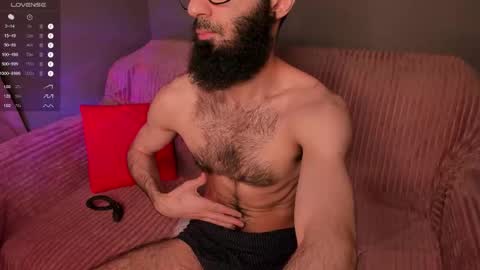 HAIRY wants to have a great time online show from 12.17.25