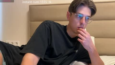 Chris online show from 05.04.26