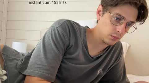 Snapshot of yourhotchristian chatting on 06.02.26 Chris online show from 06.02.26