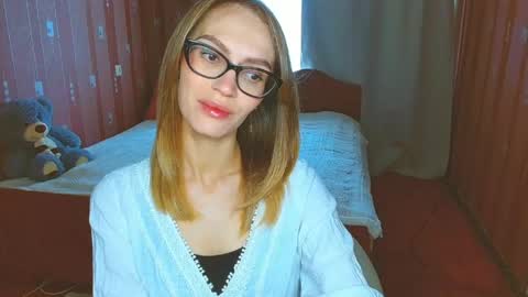 Snapshot of yourladysunshine chatting on 06.07.26 Ksyusha online show from 06.07.26