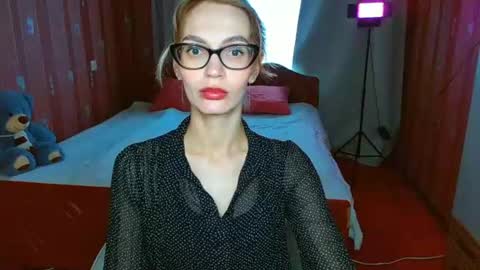 Snapshot of yourladysunshine chatting on 06.12.26 Ksyusha online show from 06.12.26